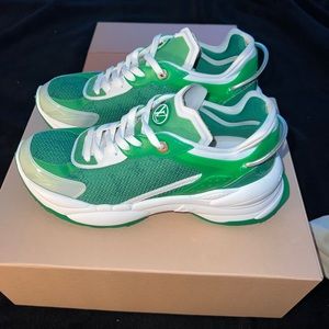 Green Run 55 LV sneaker